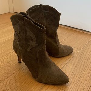 Ba&sh Caitlyn Boots in green. Size 37